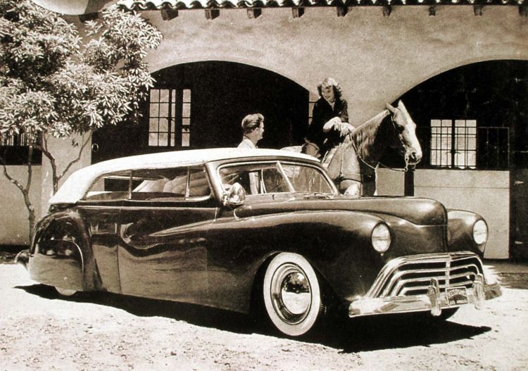 File:Joe-urritta-1941-ford.jpg
