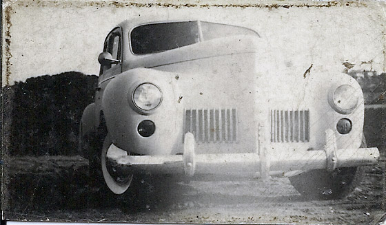 File:Al-twitchell-1940-plymouth2.jpg