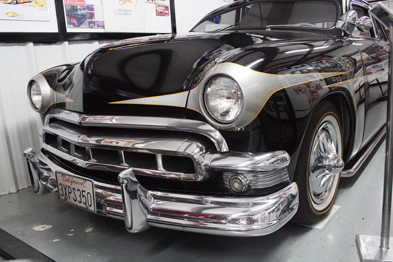 File:Bill-hines-1949-ford-the-bat2.jpg