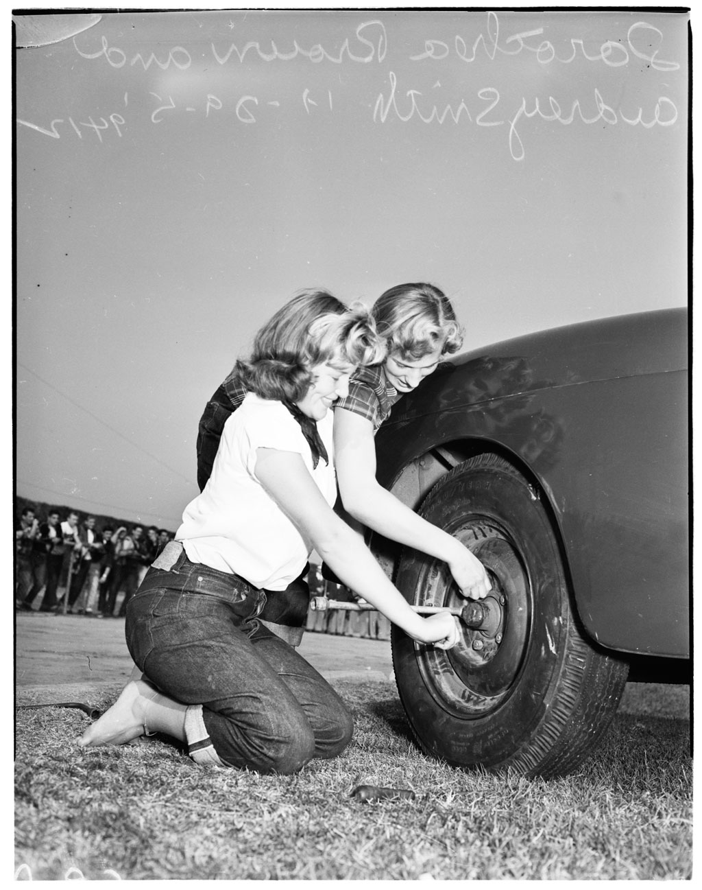 Hamilton-high-hot-rod-jamboree-1951-2.jpg