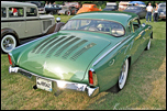 File:Tom-bacon-1953-studebakers.jpg