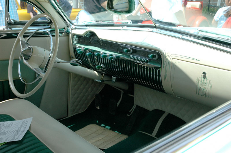 File:Bob-hirohata-1951-mercury-restored4.jpg