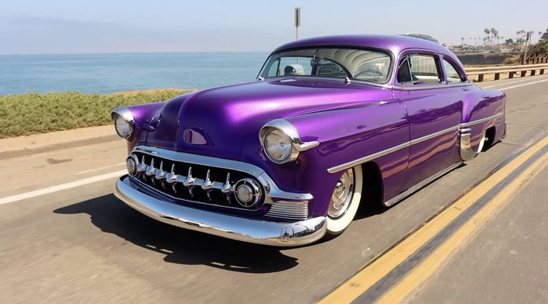 File:Bellos-Kustoms-1953-chevrolet-bel-air-the-purple-kruzer.jpg