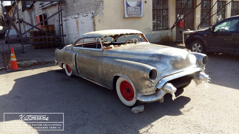 File:Kossu-kosonen-1950-buick.jpg