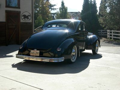 Fred-cain-1940-ford-rod-custom4.jpg