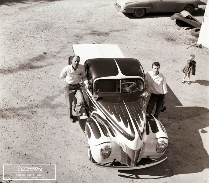 File:Ray-farhner-1940-ford-custom-truck2.jpg