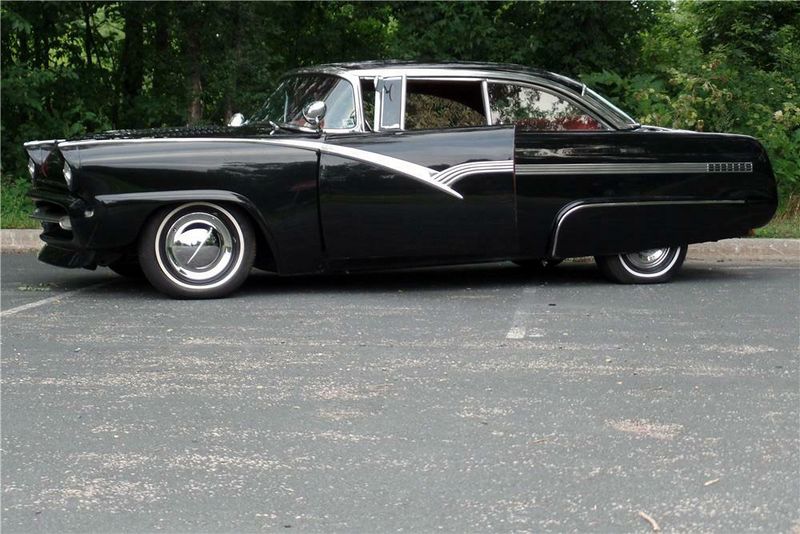 File:Dave-adams-1956-ford-victoria-custom2.jpg