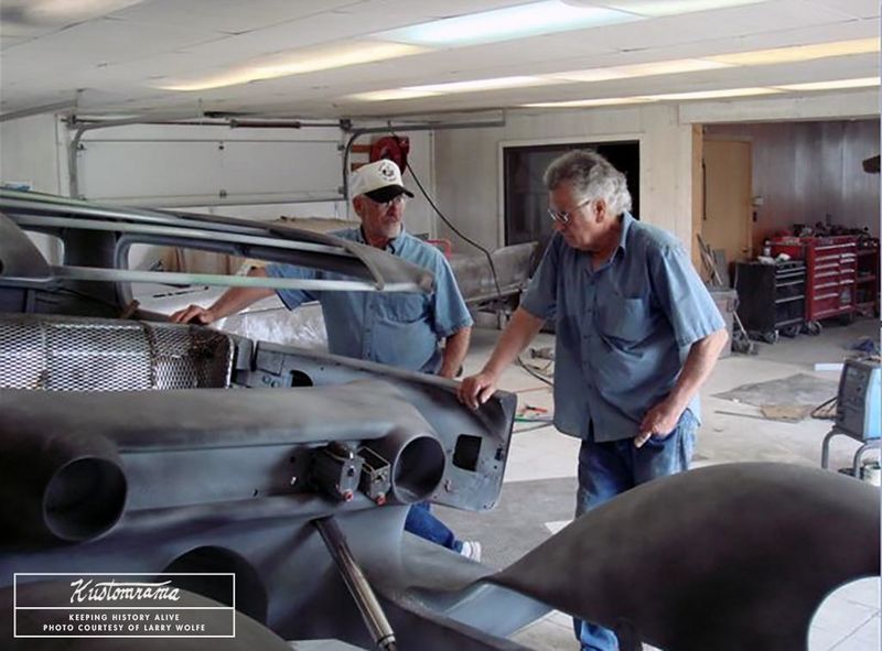 File:Darryl-starbird-lil-coffin-restoration.jpg