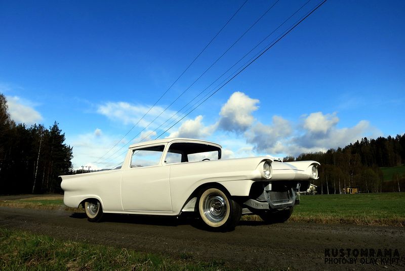 File:Sondre-kvipt-kustomrama-dream-truck.jpg