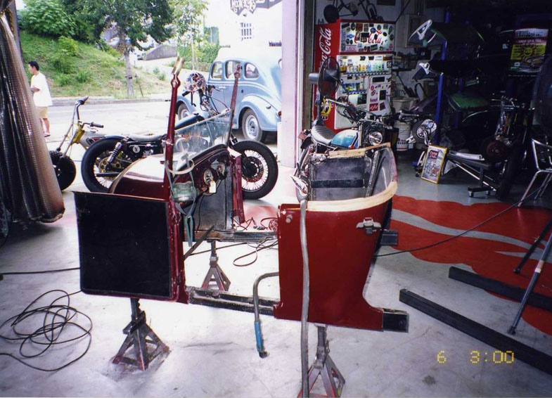File:Junichi-shimodaira-1927-ford2.jpg