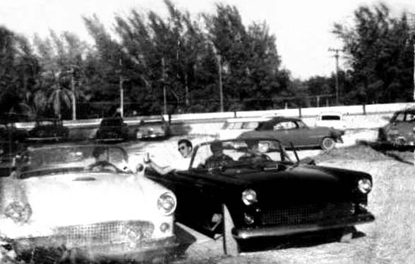 File:Gil-acosta-1955-ford2.jpg
