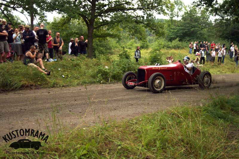 File:John-w-campbell-1929-desoto4.jpg
