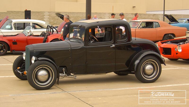 File:Bob-moloney-1932-ford-five-window-coupe-05.jpg