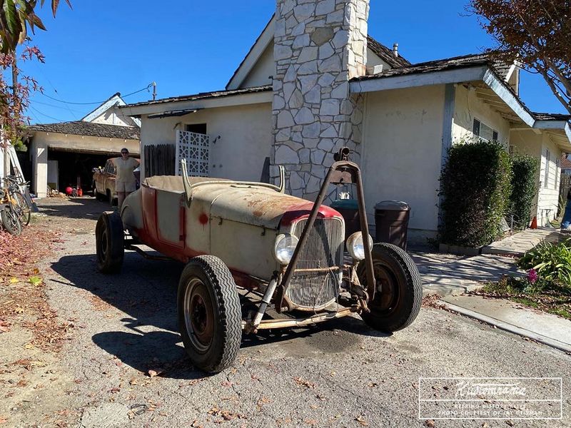 File:Ray-fox-1927-ford-hot-rod-survivor3.jpg