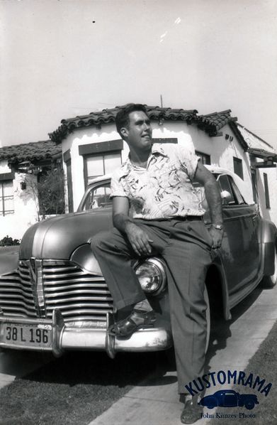 File:Lou-kimzey-1941-buick.jpg
