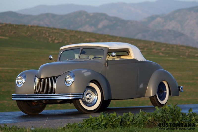 File:Bill-pearce-1939-ford107.jpg