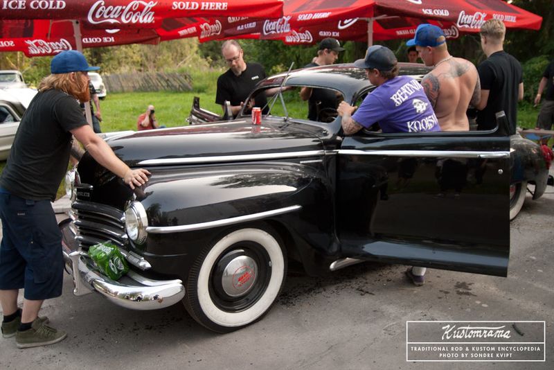 File:Erik-og-marion-1947-plymouth-top-chop2.jpg