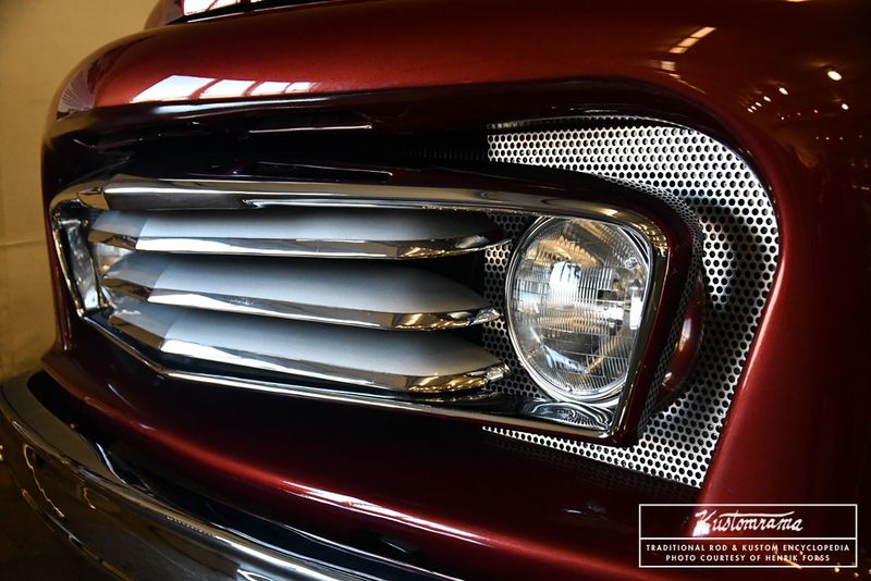 File:Nick-cozzitorto-1952-ford111.jpg