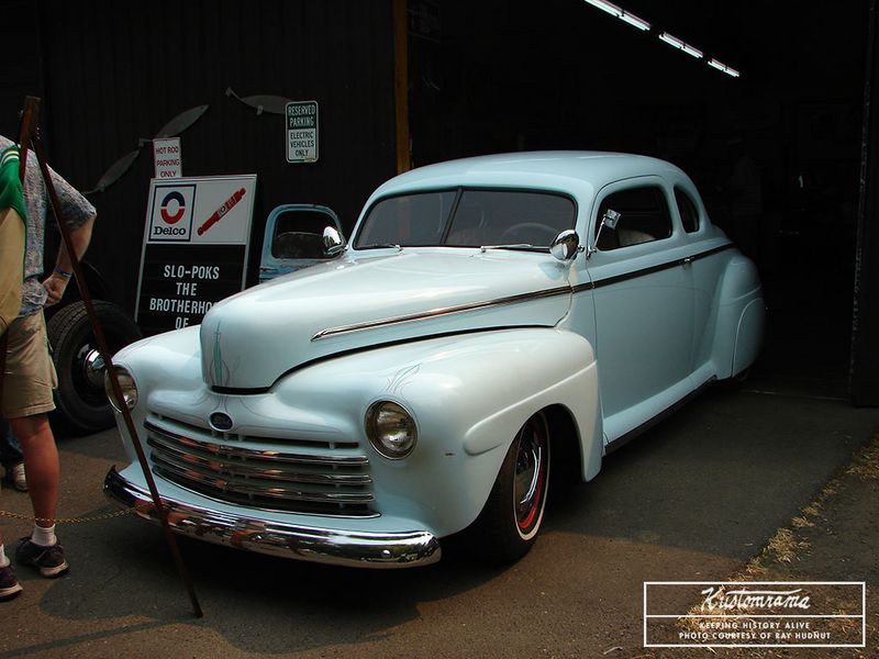 File:Albert-drake-1947-ford-custom.jpg