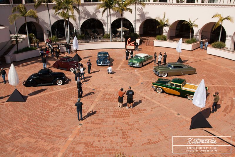 File:Kustomrama-customs-by-the-sea-rotunda-california-2019.jpg