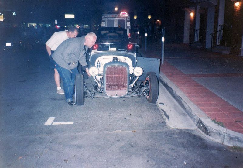 File:Johnny-guilmet-1929-ford-hot-rod7.jpg