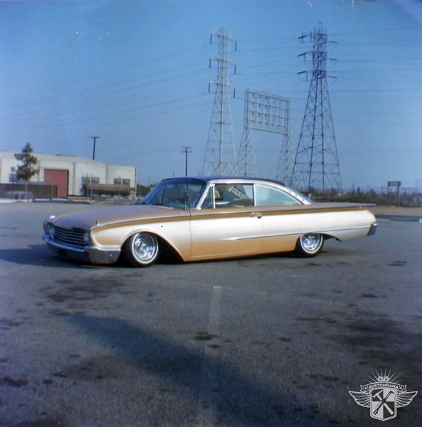 File:Mike-perello-1960-ford-starliner3.jpg