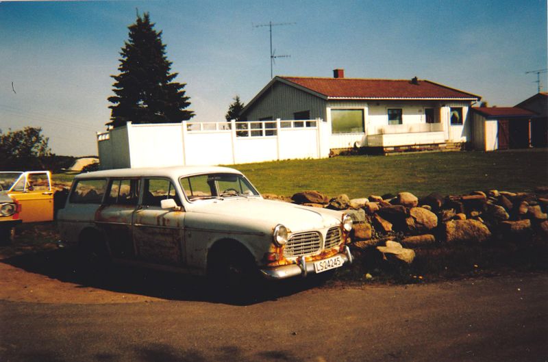File:Olav-kvipt-1967-amazon-volvo-220-31.jpg