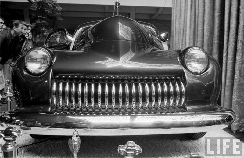 File:Joe-bailon-1941-ford-miss-elegance3.jpg