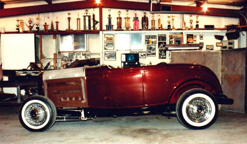 File:Dick-page-1932-ford-roadster3.jpg