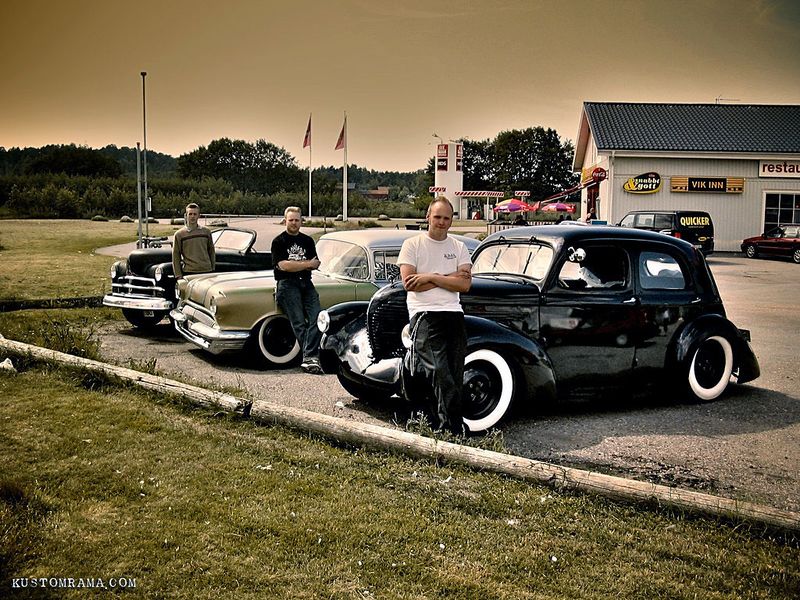 File:A-bombers-old-style-weekend-2004.jpg