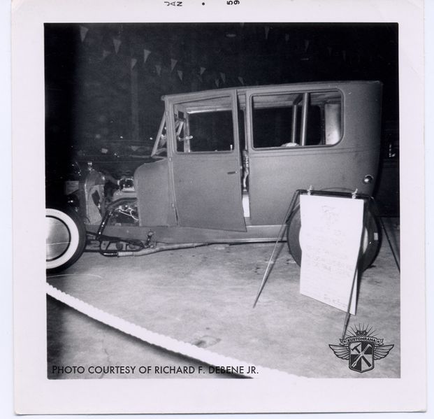 File:Terry-mc-farlane-1927-ford4.jpg