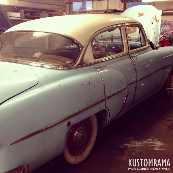 File:Mikko-kiviniemi-1953-chevrolet.jpg