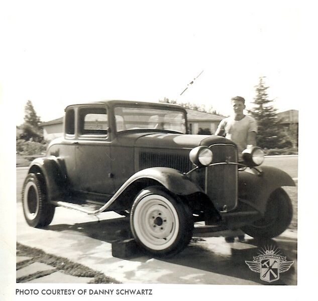 File:Danny-schwartz-1932-ford.jpg