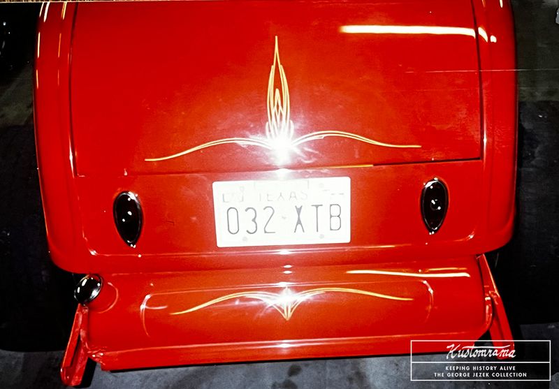 File:Jezek-pinstriping4.jpg