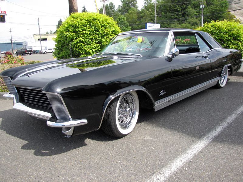 File:Vern-La-Coursiere-65-buick.jpg
