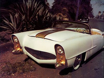 1953-lincoln-golden-sahara4.jpg