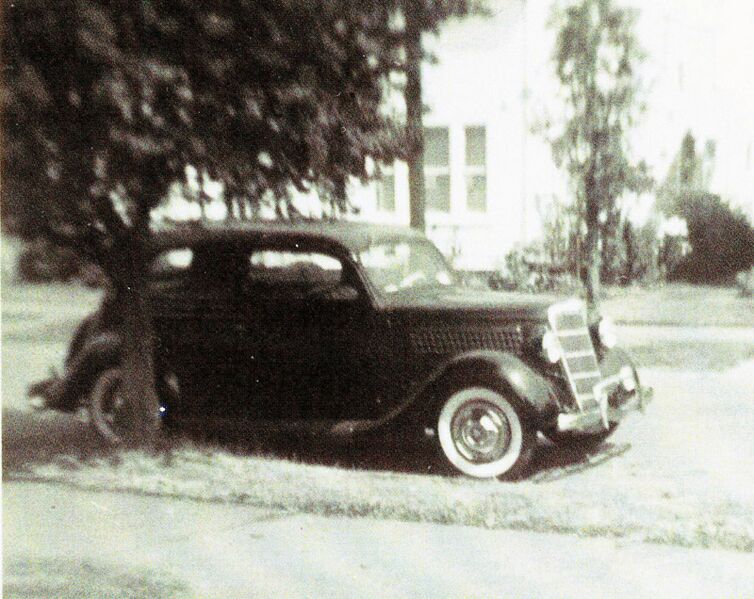 File:Dale-stevenson-1935-ford.jpg