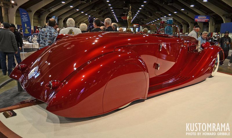 File:Bruce-wanta-1936-packard3.jpg