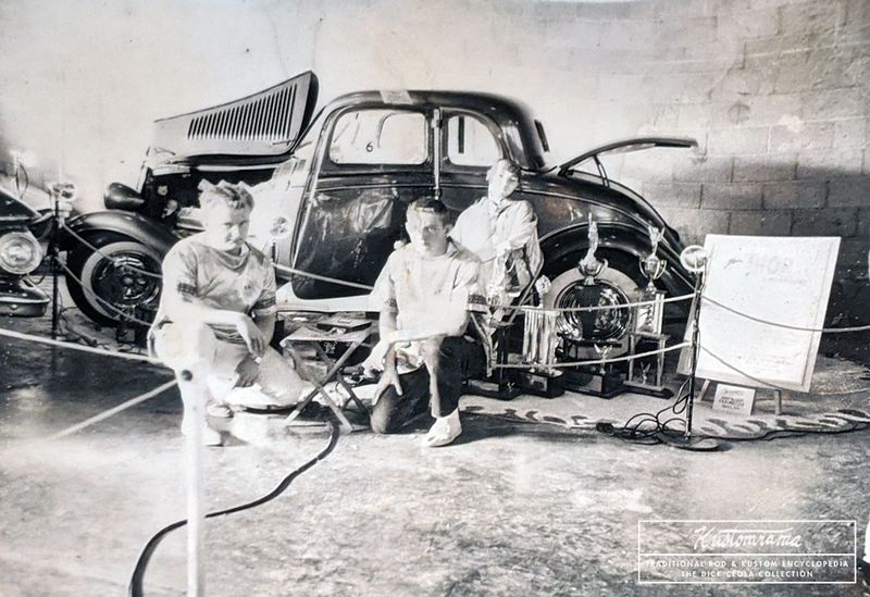 File:Harry-arrington-1934-ford.jpg