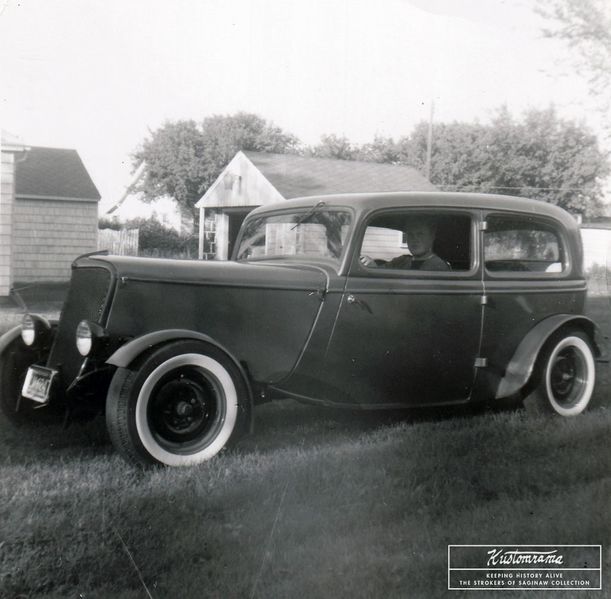 File:Dave-alcorn-1934-ford.jpg
