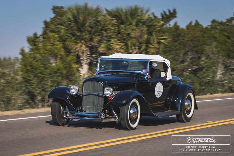 File:Susan-suzy-gonzon-1932-ford-hot-rod-roadster2.jpg