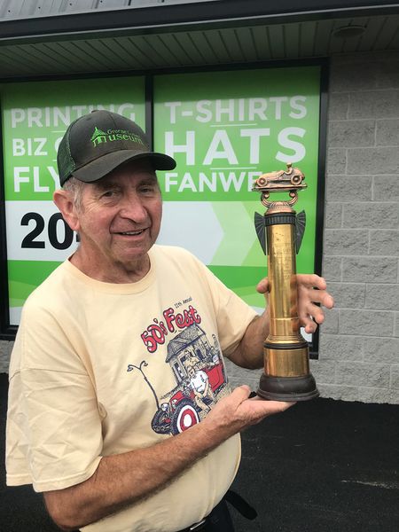 File:Bly-with-1941-trophy.jpg