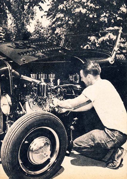 File:Ralph-neal-1932-ford-4.jpg