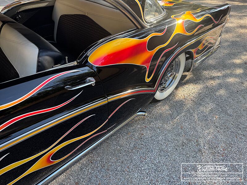 File:Alexander-hernesten-1957-buick-custom-flame-paint-job36.jpg