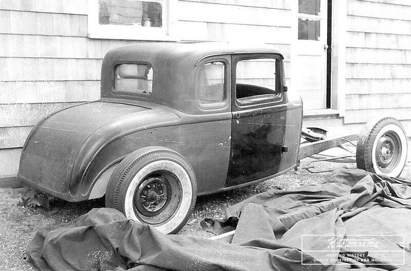 File:Bob-moloney-1932-ford-five-window-coupe-08.jpg