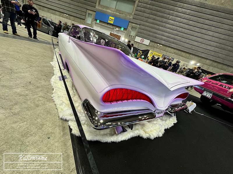 File:Mooneyes-yokohama-2024-no21.jpg