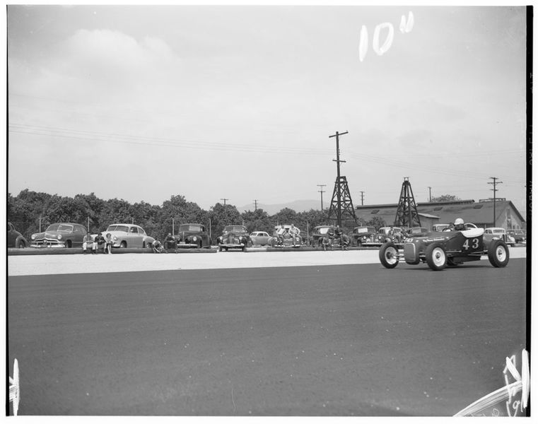 File:Howard-white-harold-white-1925-ford3.jpg