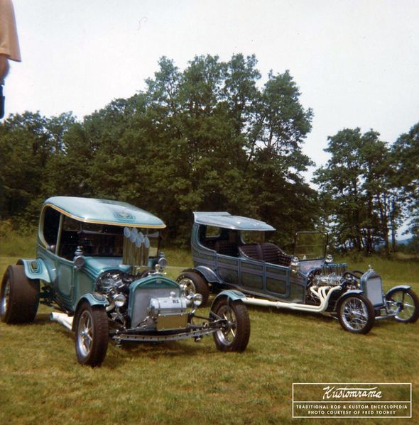 File:John-toohey-1915-ford-blue-magic-and-ice-t.jpg